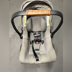 Nuna Gray Baby Car Seat Pipa Lite RX